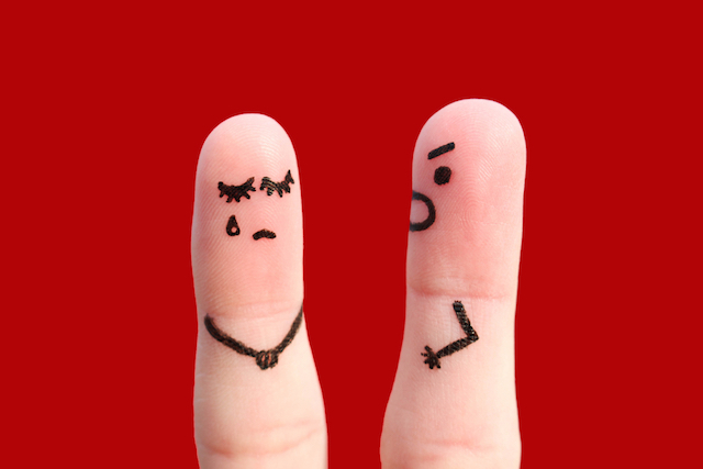 Finger Art Couple Fighting